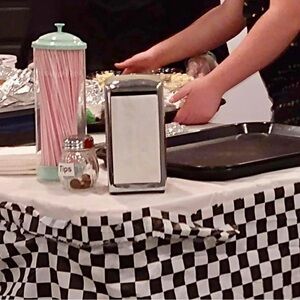 ♥️🤍💙50’s Party Decor